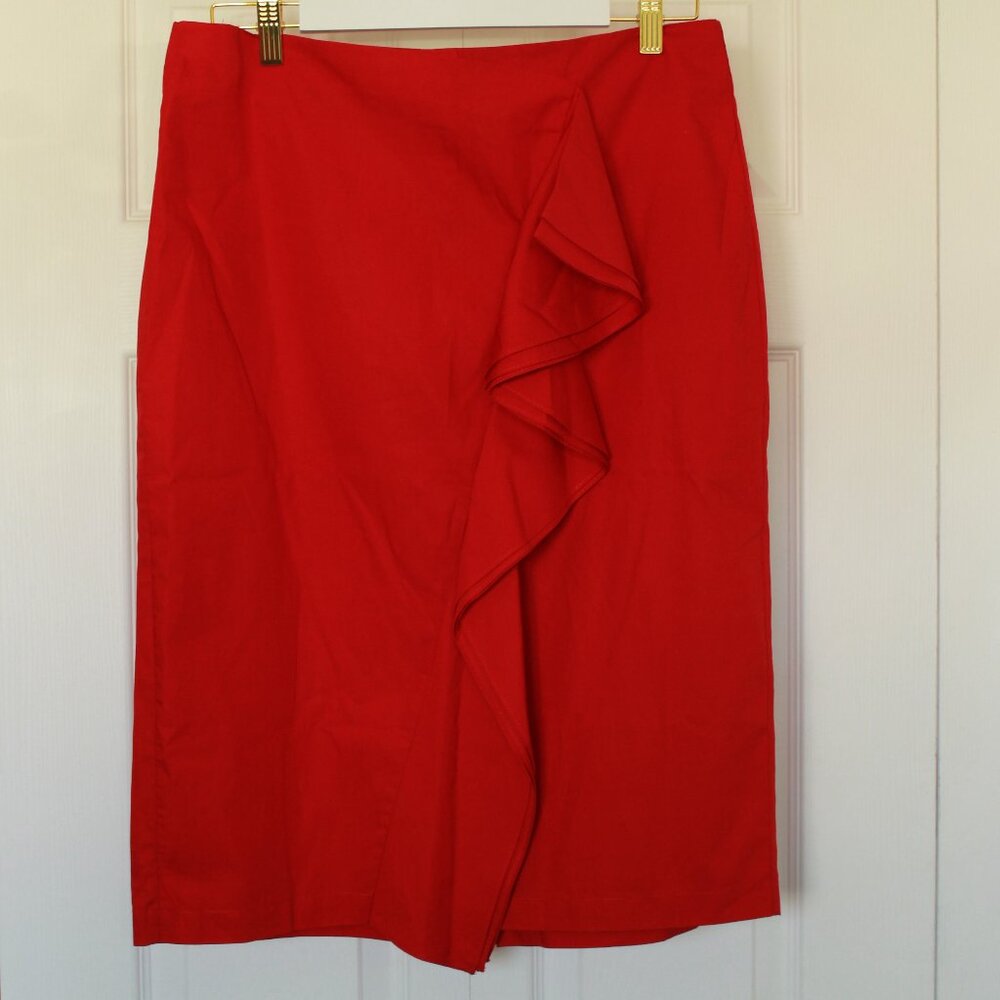 Who What Wear red pencil ruffle skirt size 12